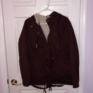 HM WINTER JACKET Burgundy size 14 fur lined